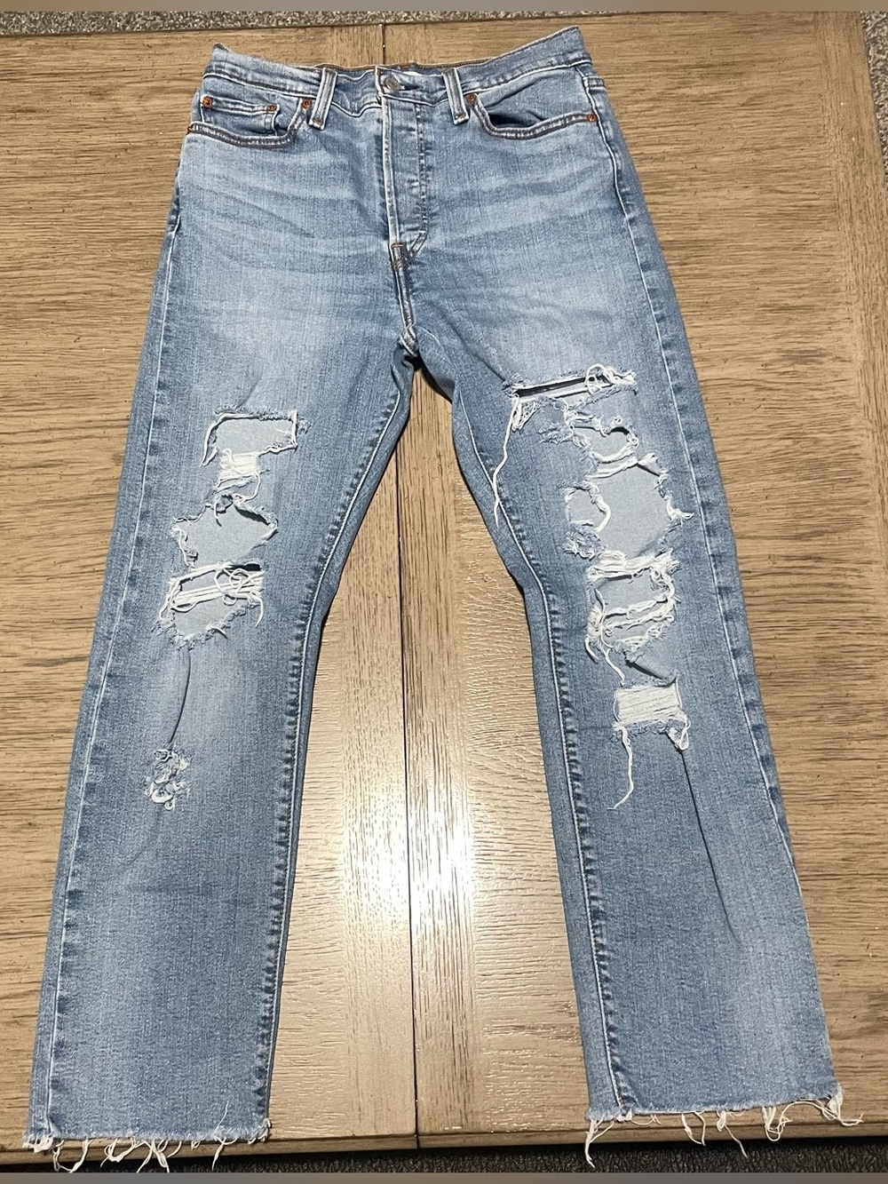 Levi’s button fly, straight leg women’s jeans, size 29, distressed, cute!